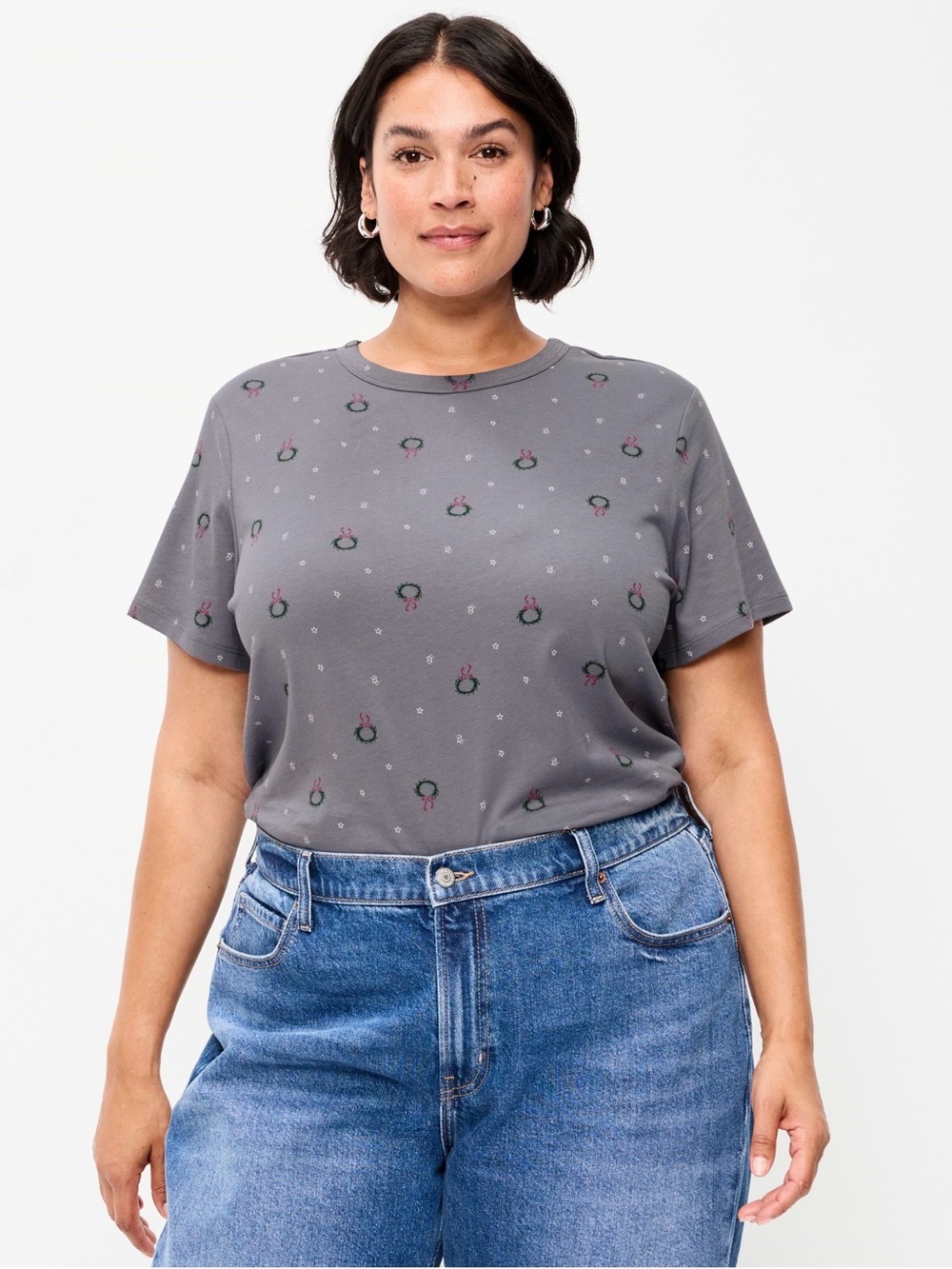 Old Navy Women's Gray Short Sleeve Crewneck Tee with Mini Wreaths